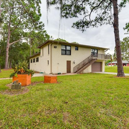 Sleek Largo Studio With Pond Less Than 7 Mi To Beach! Bagian luar foto